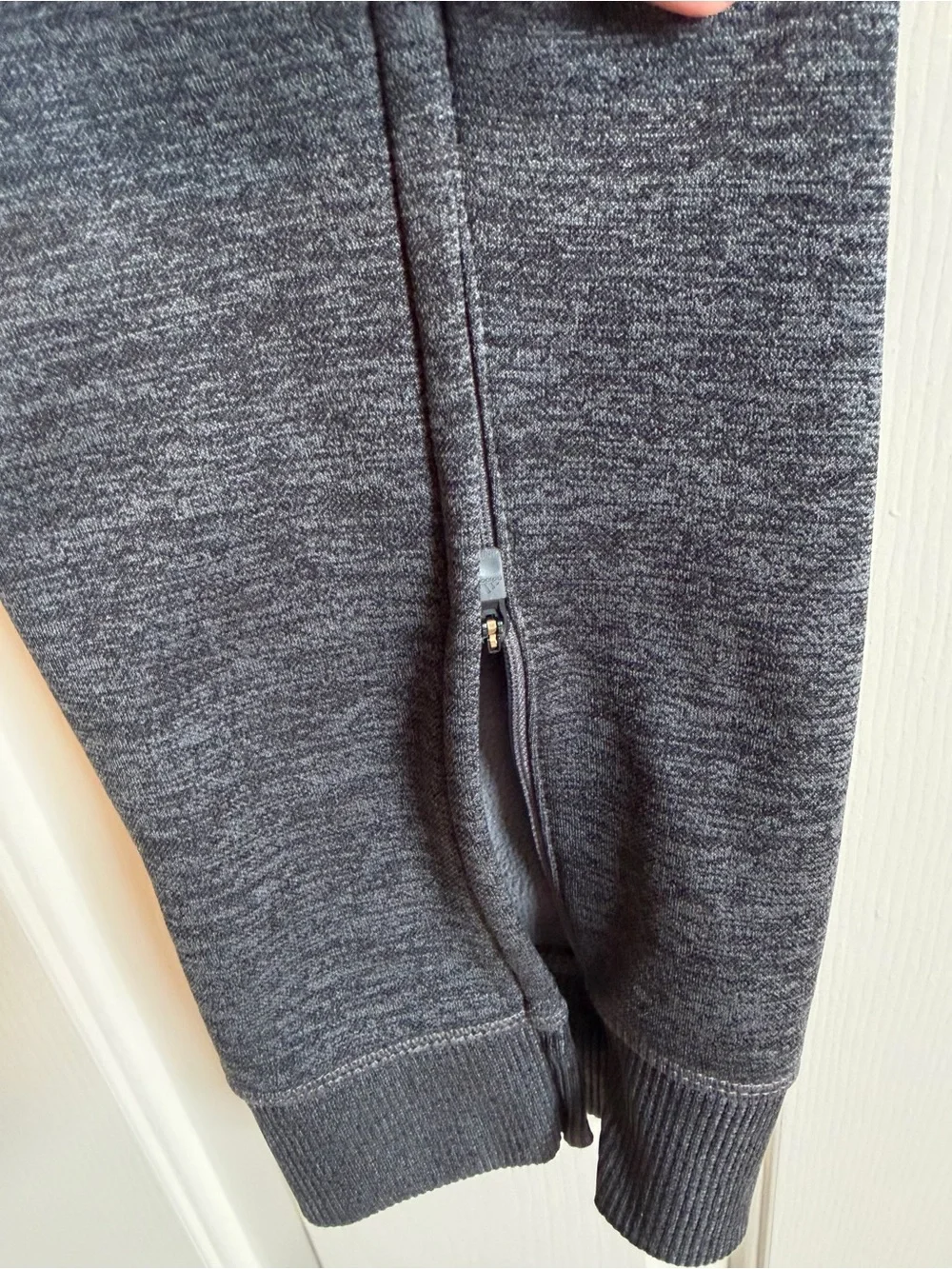 Men’s Adidas Climawarm Game and Go Heather Gray Joggers 2XL EUC